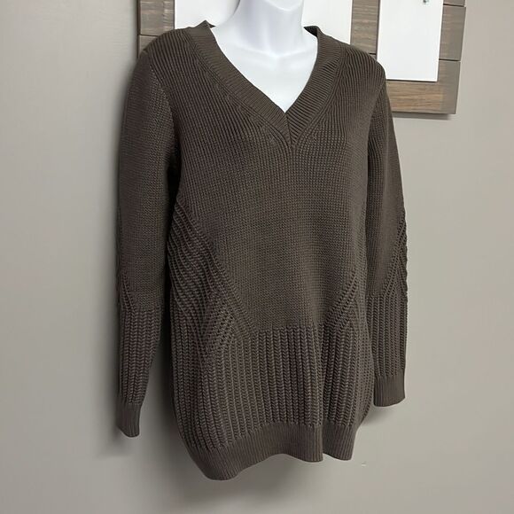 Athleta Repreve Teton V-neck Relaxed Sweater- Small - Picture 3 of 16